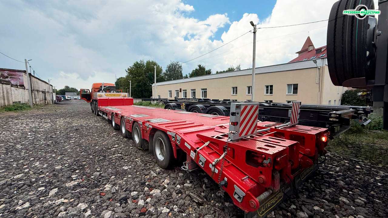 Отгрузка полуприцепа трала Juterborg JTB-50 с уголками в Псков Отгрузка полуприцепа трала Juterborg JTB-50 с уголками в Псков